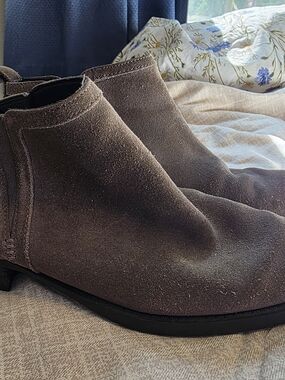 UGG Women's Suede Ankle Booties in  Gray